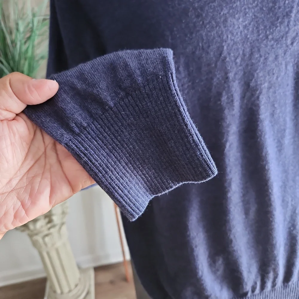 Banana Republic blue merino wool v-neck sweater